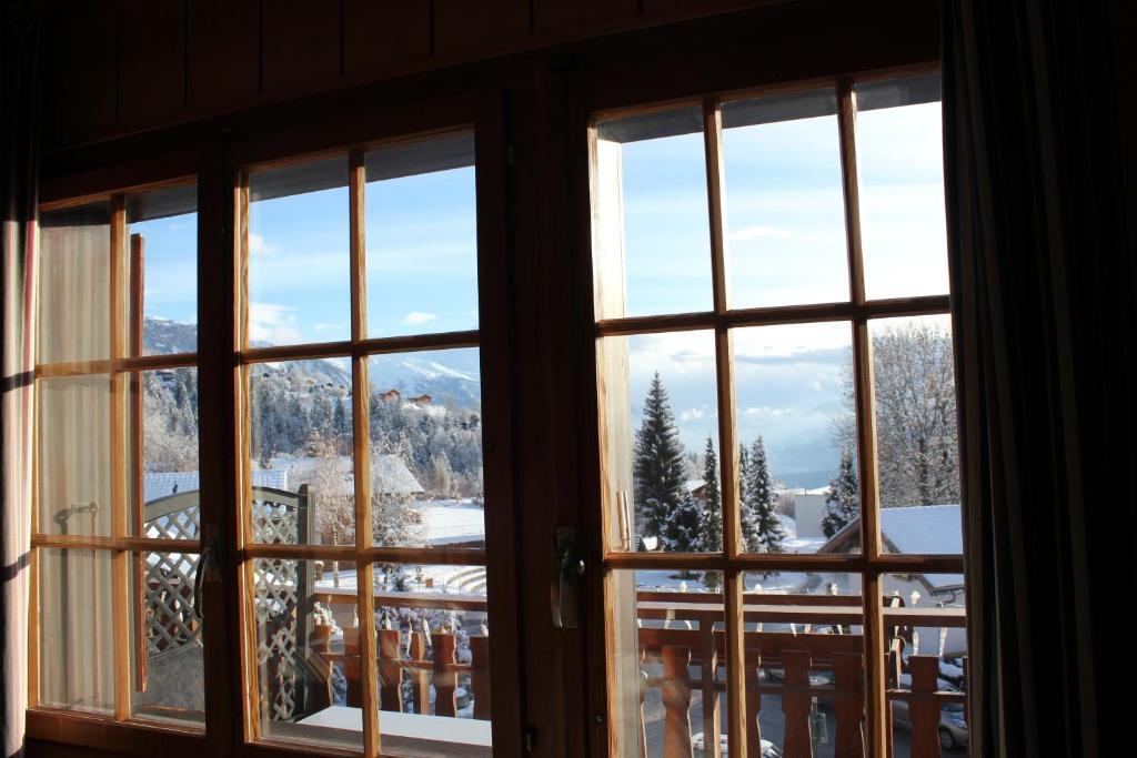 Petit Paradis Crans-Montana Szoba fotó